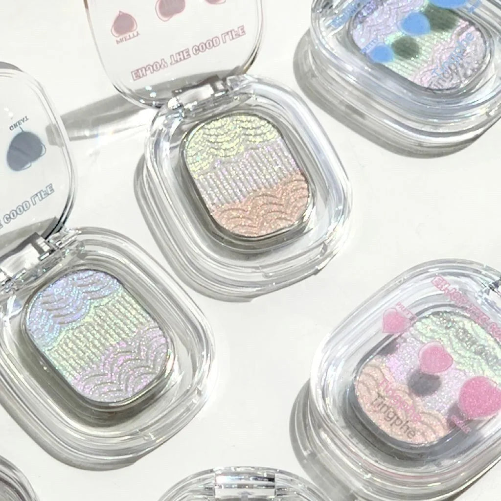 Chameleon Glow: Glitter Eyeshadow & Highlighter