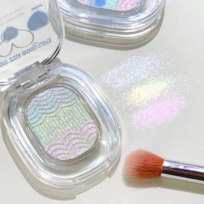 Chameleon Glow: Glitter Eyeshadow & Highlighter